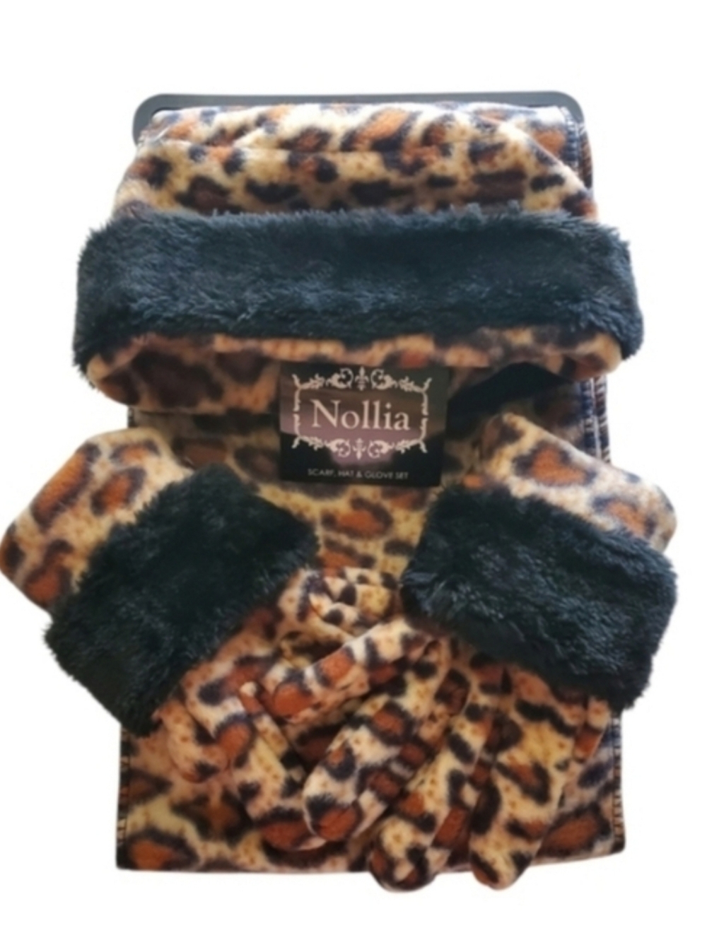 Nollia Leopard Print Scarf, Hat & Glove Set. Nwot